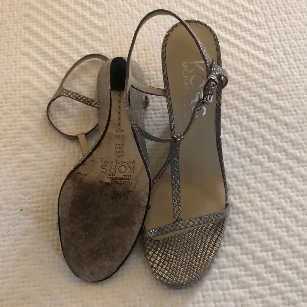 Gently Worn Wedge - image 3